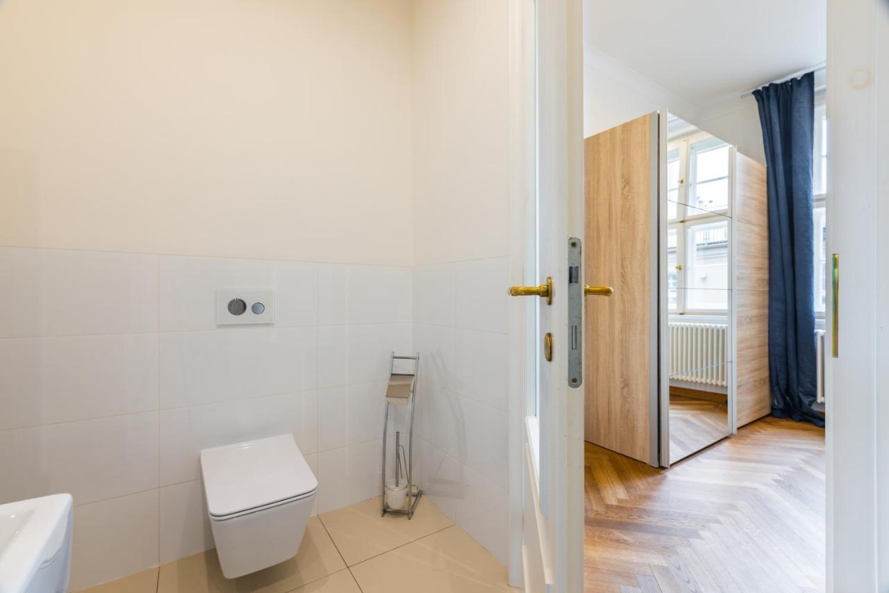 Dlouha Palace - Live In One Of The Best Streets Praha Eksteriør bilde